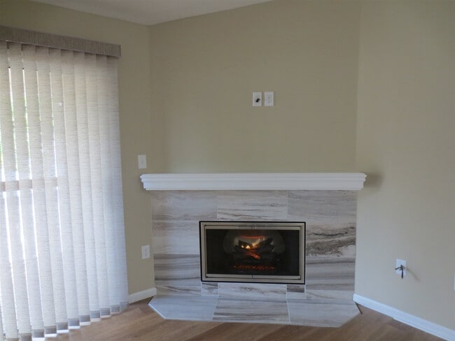 34 Rio Grande Cir in Florence, KY - Foto de edificio - Building Photo