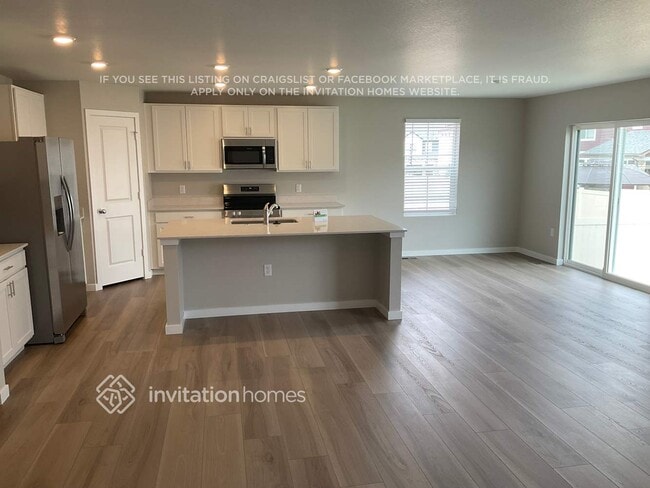 22017 E 39th Pl in Aurora, CO - Building Photo - Building Photo