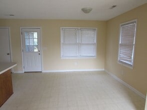 100 Annie Ct in Dalzell, SC - Building Photo - Building Photo