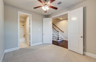 610 Delano St in Houston, TX - Foto de edificio - Building Photo