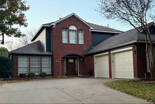 7444 Los Padres Trail in Fort Worth, TX - Building Photo