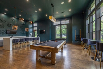 Velo Verdae Apartments in Greenville, SC - Building Photo - Interior Photo