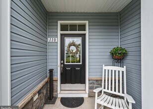 110 Oflannery Ct in Martinsburg, WV - Building Photo - Building Photo