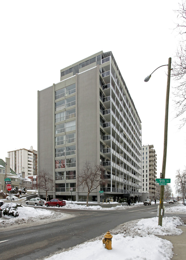 888 Logan St in Denver, CO - Foto de edificio - Building Photo