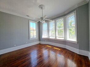 121 N St Patrick St in New Orleans, LA - Building Photo - Building Photo