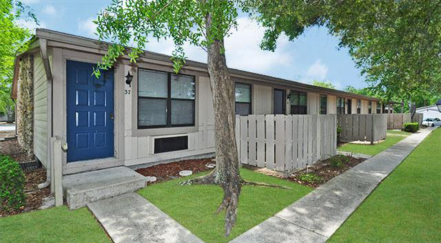 Oak Shade Apartments in Orange City, FL - Building Photo