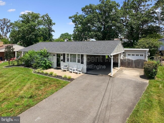 property at 6109 Leewood Dr