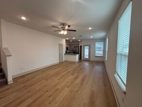 7525 Briarwood Pass in San Antonio, TX - Building Photo - Building Photo