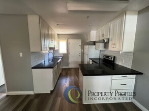 98-930-930 Noelani St in Pearl City, HI - Foto de edificio - Building Photo