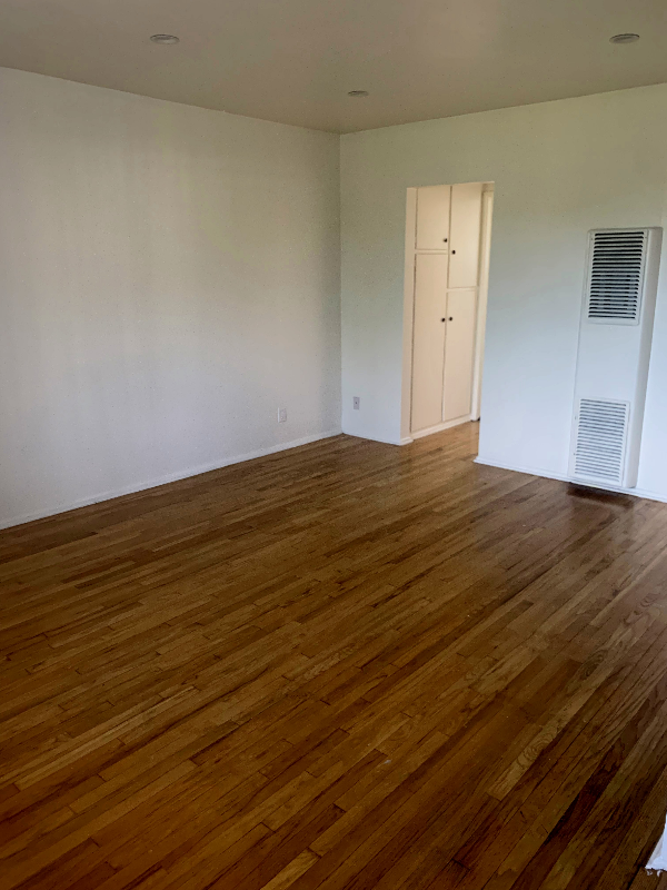 1339 Hobart Blvd-Unit -6 in Los Angeles, CA - Building Photo - Building Photo