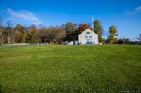 594 Skiff Mountain Rd in Kent, CT - Foto de edificio - Building Photo