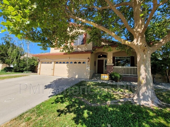 998 Bay Shore Dr in Galt, CA - Building Photo - Building Photo
