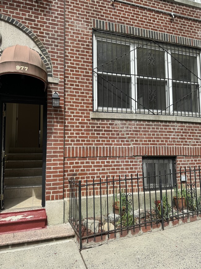 977 Anderson Ave in Bronx, NY - Building Photo - Building Photo