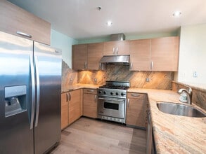 1 Mandalay Pl in South San Francisco, CA - Building Photo - Building Photo