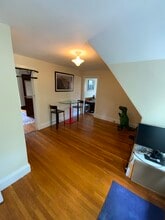 72 Thurston St, Unit 3 in Somerville, MA - Building Photo - Building Photo