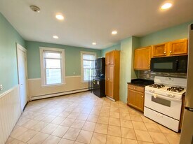 1562 Tremont St, Unit 2 in Boston, MA - Building Photo