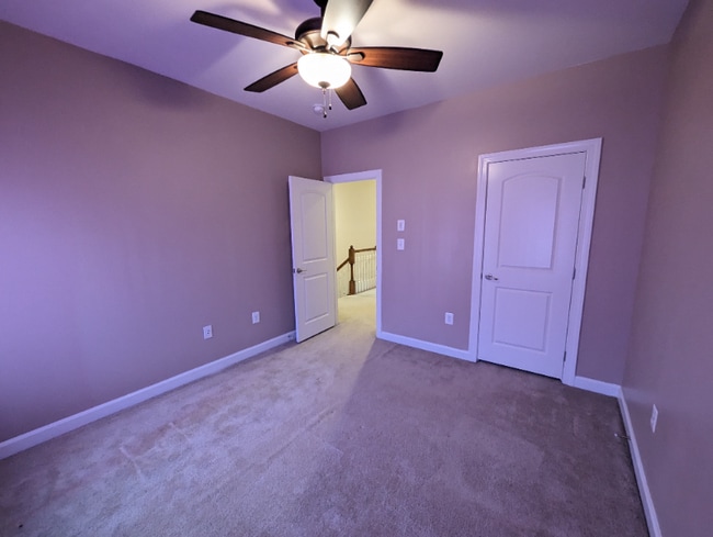 42632 Offenham Terrace in Chantilly, VA - Building Photo - Building Photo