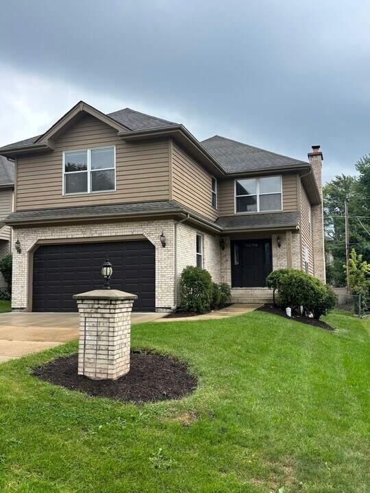 961 Country Club Rd in Lake Zurich, IL - Building Photo