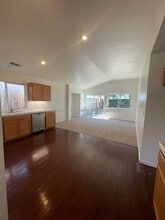 1449 Quiet Ct in Merced, CA - Building Photo - Building Photo