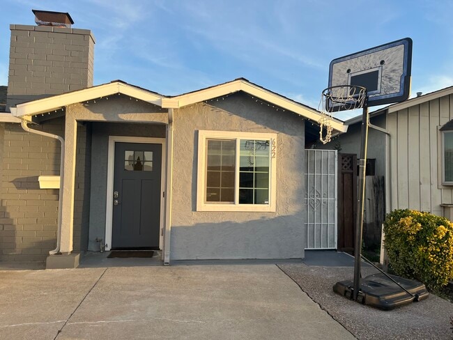 property at 622 Clauser Dr