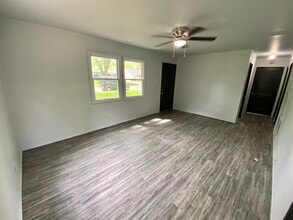 1003 Giddings St in Danville, IL - Building Photo - Building Photo