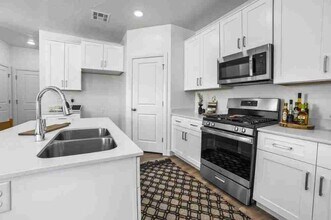 350 W Old Hwy 91 in Ivins, UT - Building Photo - Building Photo