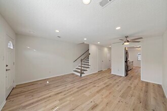 1227 Country Pl Dr in Houston, TX - Building Photo - Building Photo