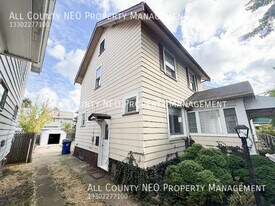 3521 W 123rd St in Cleveland, OH - Building Photo