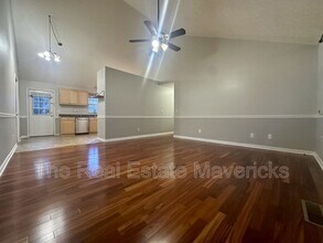 695 Prater Rd in Rossville, GA - Building Photo - Building Photo