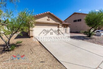 4821 N 92nd Ln in Phoenix, AZ - Building Photo - Building Photo