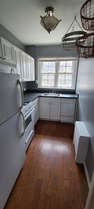733 Melon Pl, Unit C in Philadelphia, PA - Building Photo