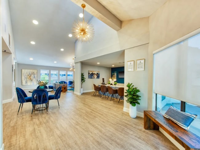 Enclave at Paradise Valley in Phoenix, AZ - Building Photo - Building Photo