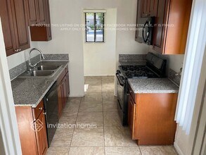 7943 Newcastle Ave in Los Angeles, CA - Building Photo - Building Photo