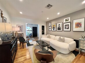 4639 SW 10th St in Miami, FL - Building Photo - Building Photo
