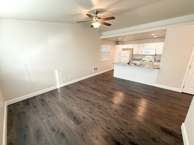 3525 Chelsea St in Klamath Falls, OR - Building Photo - Building Photo