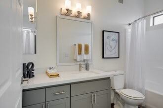 Portola South Mountain in Phoenix, AZ - Building Photo - Interior Photo