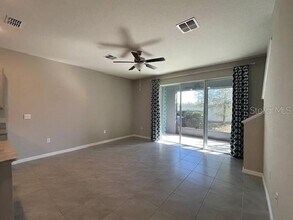 5447 Dragonfly Dr in Wildwood, FL - Foto de edificio - Building Photo