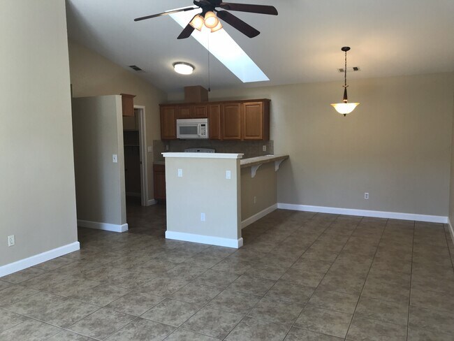 842 Villa Ter in Brentwood, CA - Building Photo - Building Photo