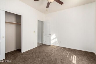 21090 E Munoz St in Queen Creek, AZ - Foto de edificio - Building Photo