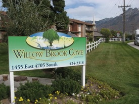 Willow Brook Cove Apartments
