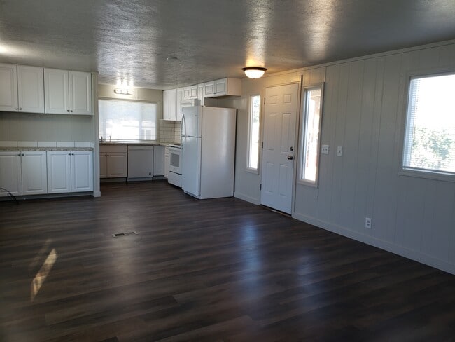 121 Teakwood St in Pocatello, ID - Building Photo - Building Photo