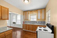 1914 Hardy St photo'