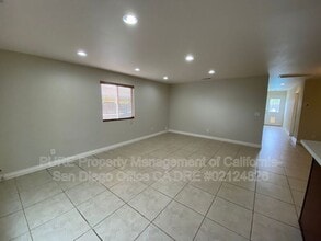 3924 Glading Dr in San Diego, CA - Building Photo - Building Photo