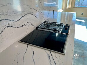 8709 E Gail Rd in Scottsdale, AZ - Building Photo - Building Photo