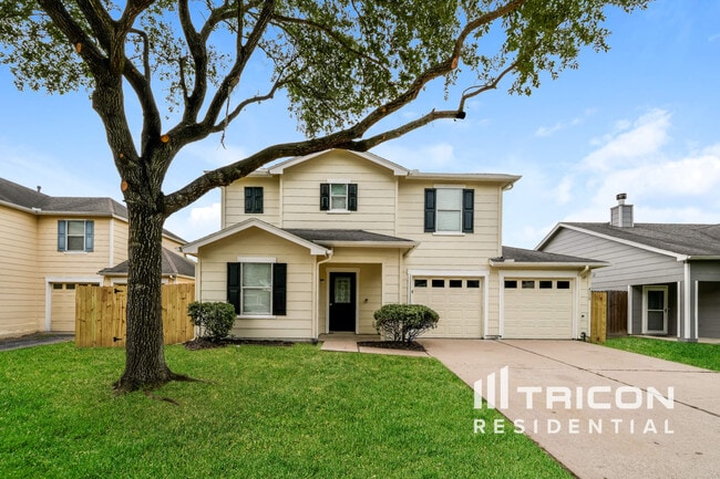 property at 4119 Fairhope Oak St