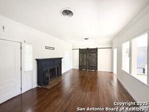 1214 Sutton Dr in San Antonio, TX - Building Photo - Building Photo