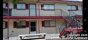 1455 Hillcrest Dr in San Antonio, TX - Building Photo