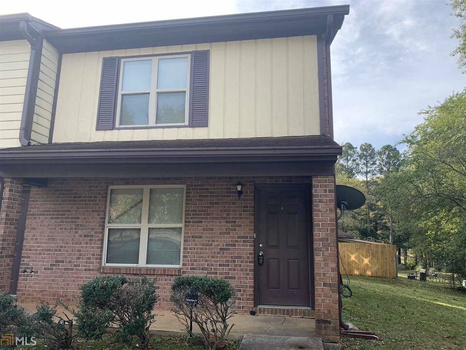 504 Carlton Rd-Unit -D in Palmetto, GA - Building Photo