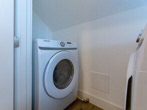 4215 N Colonial Ave in Portland, OR - Building Photo - Building Photo