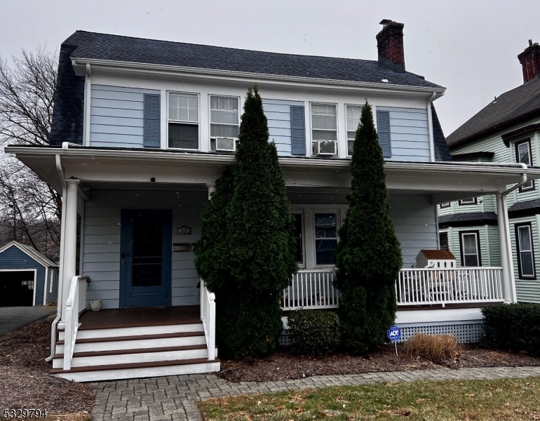 80 Early St in Morristown, NJ - Building Photo